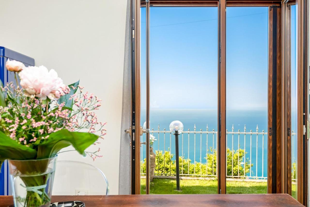Orizzonte Damare Apartment โวลัสตรา ภายนอก รูปภาพ